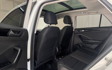 Volkswagen T-Roc I, 2022 год, 1 956 962 рублей, 5 фотография