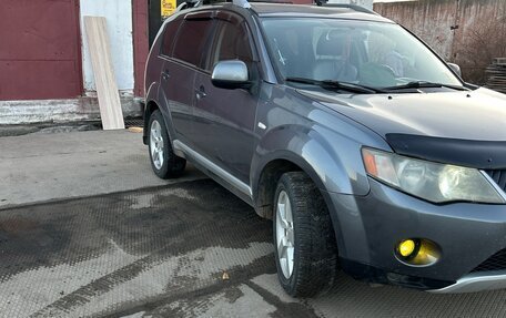 Mitsubishi Outlander III рестайлинг 3, 2008 год, 1 300 000 рублей, 1 фотография