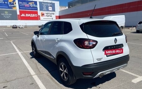 Renault Kaptur I рестайлинг, 2020 год, 1 500 000 рублей, 2 фотография