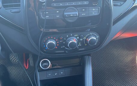 Renault Kaptur I рестайлинг, 2020 год, 1 500 000 рублей, 13 фотография