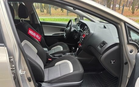 KIA cee'd III, 2013 год, 900 000 рублей, 13 фотография