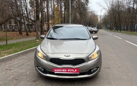 KIA cee'd III, 2013 год, 900 000 рублей, 2 фотография