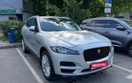 Jaguar F-Pace, 2017 год, 2 750 000 рублей, 1 фотография
