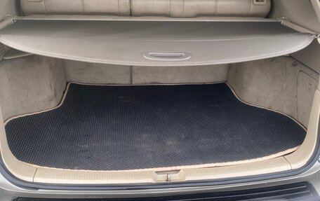 Lexus RX IV рестайлинг, 2000 год, 730 000 рублей, 11 фотография