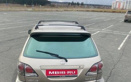 Lexus RX IV рестайлинг, 2000 год, 730 000 рублей, 6 фотография