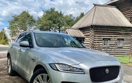 Jaguar F-Pace, 2017 год, 2 750 000 рублей, 2 фотография