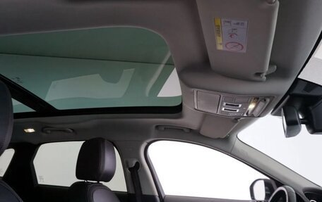 Jaguar F-Pace, 2017 год, 2 750 000 рублей, 13 фотография