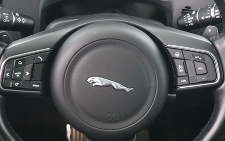 Jaguar F-Pace, 2017 год, 2 750 000 рублей, 11 фотография