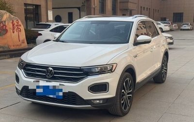 Volkswagen T-Roc I, 2022 год, 1 311 000 рублей, 1 фотография