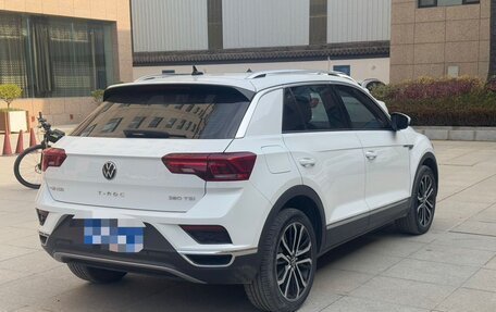 Volkswagen T-Roc I, 2022 год, 1 311 000 рублей, 4 фотография