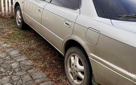 Toyota Vista, 1998 год, 350 000 рублей, 2 фотография