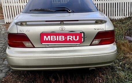 Toyota Vista, 1998 год, 350 000 рублей, 4 фотография