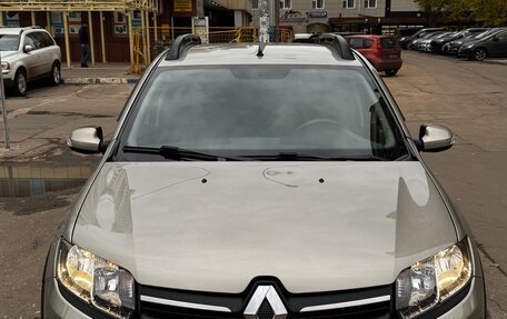 Renault Sandero II рестайлинг, 2018 год, 1 200 000 рублей, 2 фотография