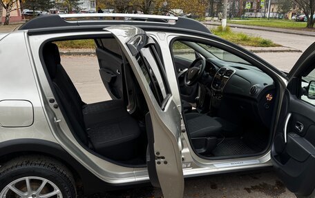 Renault Sandero II рестайлинг, 2018 год, 1 200 000 рублей, 12 фотография