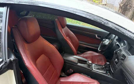 Mercedes-Benz E-Класс, 2010 год, 918 000 рублей, 9 фотография