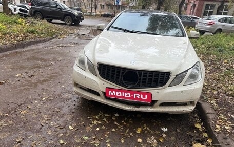 Mercedes-Benz E-Класс, 2010 год, 918 000 рублей, 5 фотография