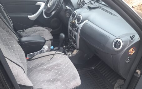 Renault Sandero I, 2012 год, 400 000 рублей, 4 фотография