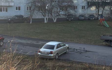 Toyota Avensis III рестайлинг, 2006 год, 750 000 рублей, 6 фотография