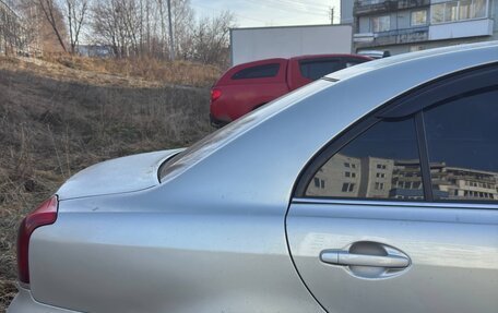 Toyota Avensis III рестайлинг, 2006 год, 750 000 рублей, 9 фотография