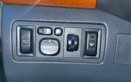 Toyota Avensis III рестайлинг, 2006 год, 750 000 рублей, 18 фотография