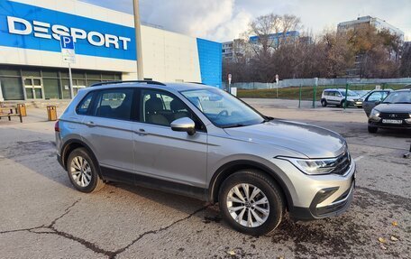 Volkswagen Tiguan II, 2021 год, 2 250 000 рублей, 19 фотография