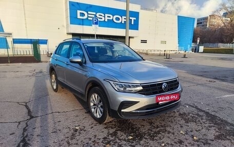 Volkswagen Tiguan II, 2021 год, 2 250 000 рублей, 14 фотография