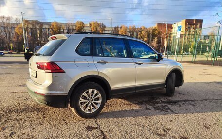 Volkswagen Tiguan II, 2021 год, 2 250 000 рублей, 24 фотография