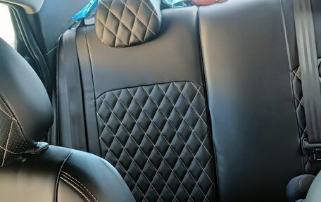 Hyundai Solaris II рестайлинг, 2014 год, 1 000 000 рублей, 6 фотография