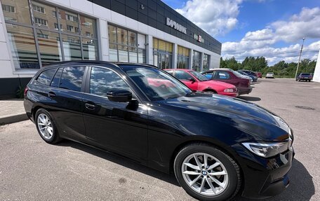 BMW 3 серия, 2020 год, 2 700 000 рублей, 19 фотография