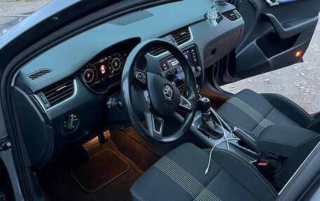 Skoda Octavia, 2018 год, 1 950 000 рублей, 14 фотография