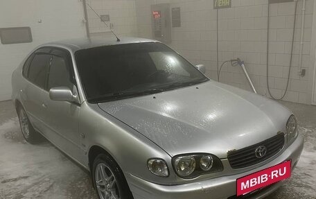 Toyota Corolla, 2001 год, 330 000 рублей, 2 фотография