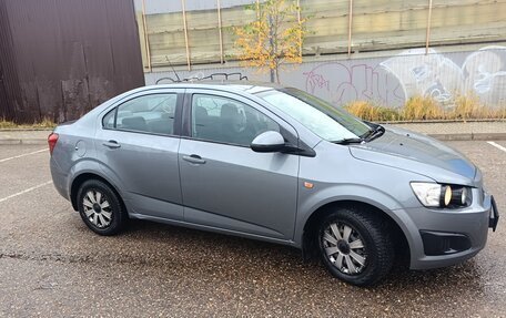 Chevrolet Aveo III, 2015 год, 700 000 рублей, 2 фотография