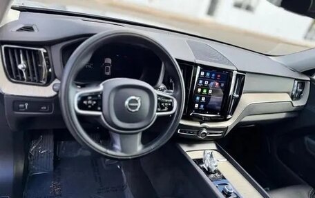 Volvo XC60 II, 2022 год, 3 667 400 рублей, 10 фотография