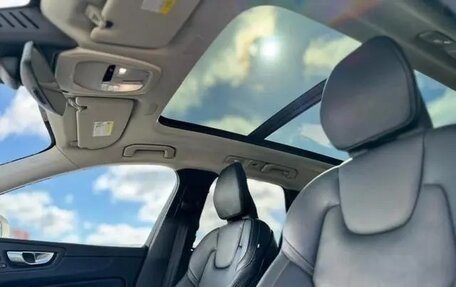 Volvo XC60 II, 2022 год, 3 667 400 рублей, 14 фотография