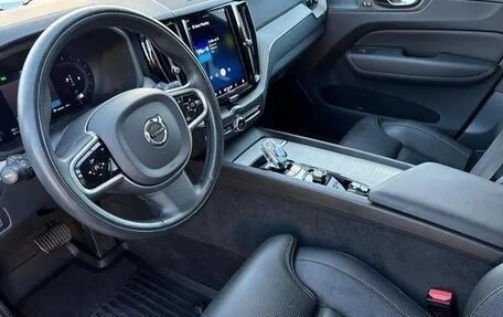 Volvo XC60 II, 2022 год, 3 701 652 рублей, 9 фотография