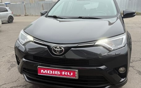Toyota RAV4, 2017 год, 2 300 000 рублей, 1 фотография
