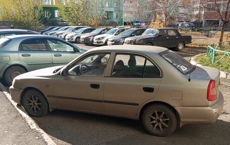 Hyundai Accent II, 2004 год, 330 000 рублей, 1 фотография