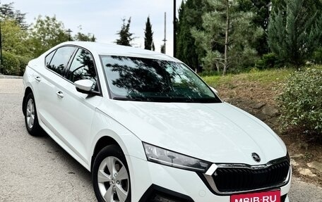 Skoda Octavia IV, 2021 год, 2 300 000 рублей, 1 фотография