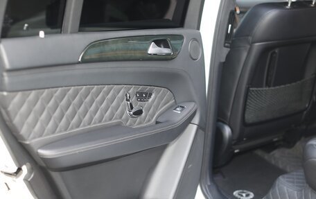 Mercedes-Benz GLS, 2017 год, 5 800 000 рублей, 4 фотография