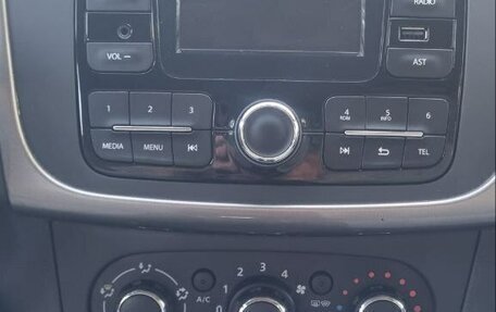 Renault Logan II, 2021 год, 795 000 рублей, 10 фотография