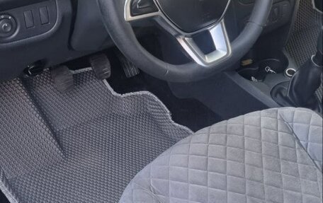 Renault Logan II, 2021 год, 795 000 рублей, 12 фотография