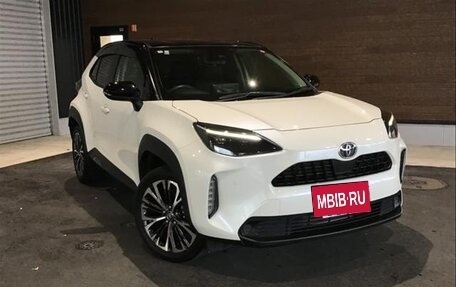 Toyota Yaris Cross, 2022 год, 1 520 050 рублей, 2 фотография