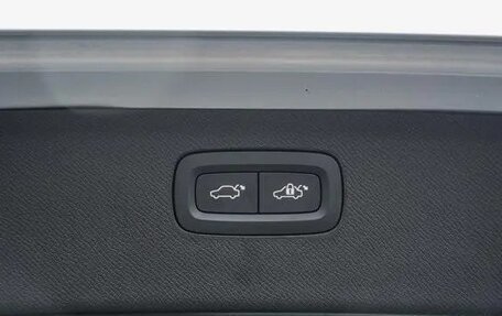 Volvo XC90 II рестайлинг, 2022 год, 3 999 500 рублей, 16 фотография