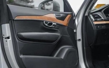 Volvo XC90 II рестайлинг, 2022 год, 3 999 500 рублей, 33 фотография