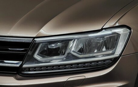 Volkswagen Tiguan II, 2018 год, 2 197 000 рублей, 19 фотография