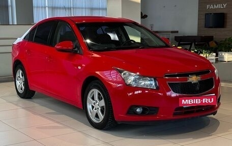 Chevrolet Cruze II, 2012 год, 750 000 рублей, 3 фотография