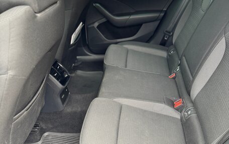 Skoda Octavia IV, 2021 год, 2 300 000 рублей, 21 фотография