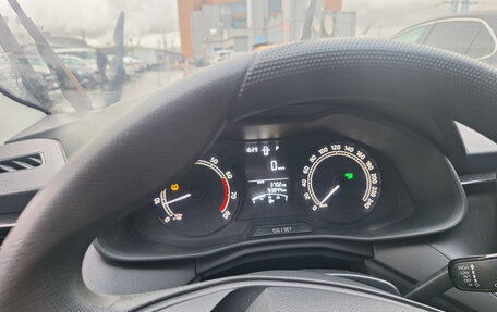 Skoda Rapid II, 2021 год, 1 700 000 рублей, 11 фотография