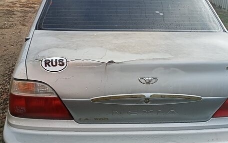 Daewoo Nexia I рестайлинг, 2004 год, 100 000 рублей, 13 фотография