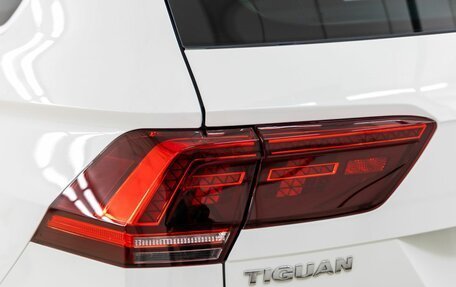 Volkswagen Tiguan II, 2018 год, 2 470 000 рублей, 13 фотография